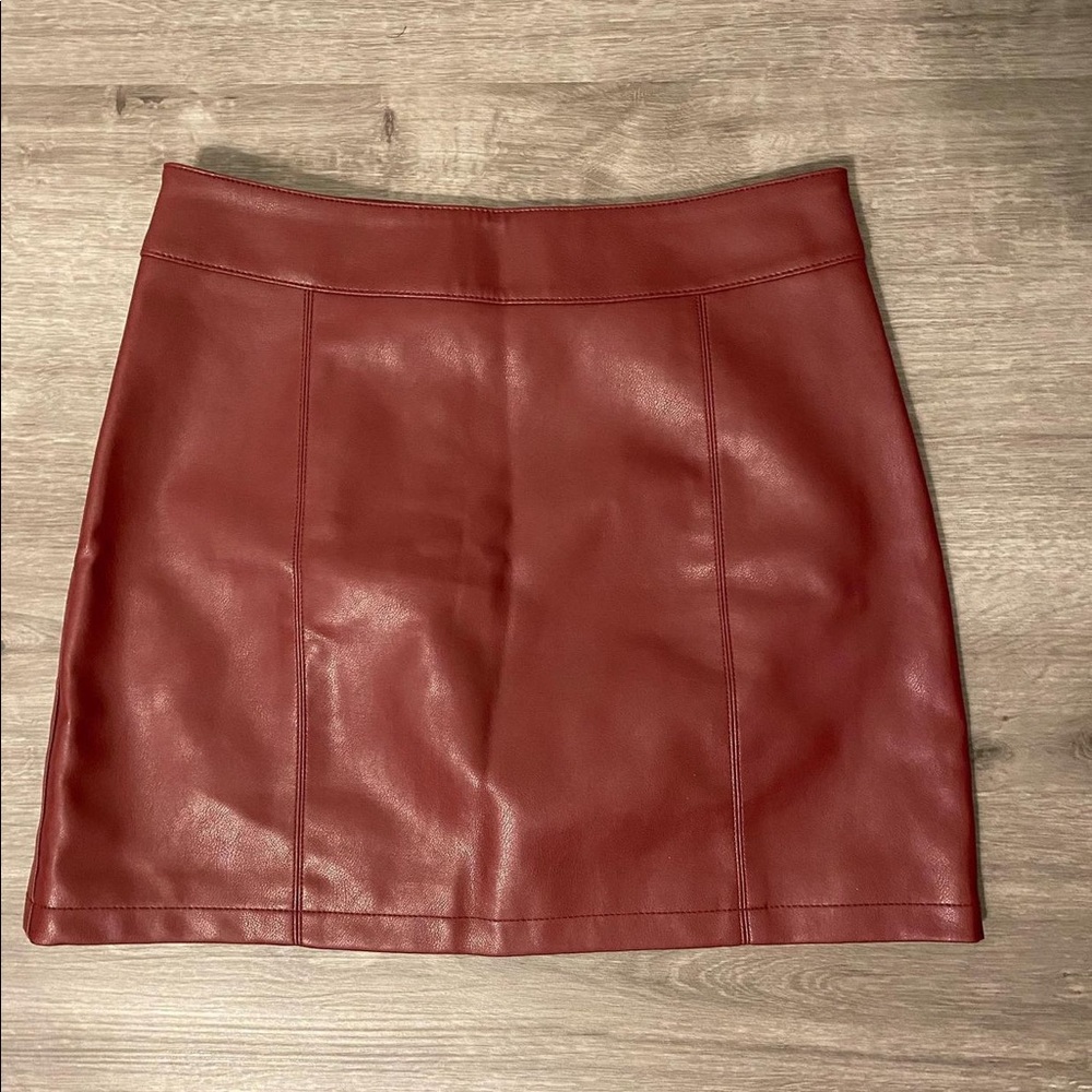 Leather skirt
